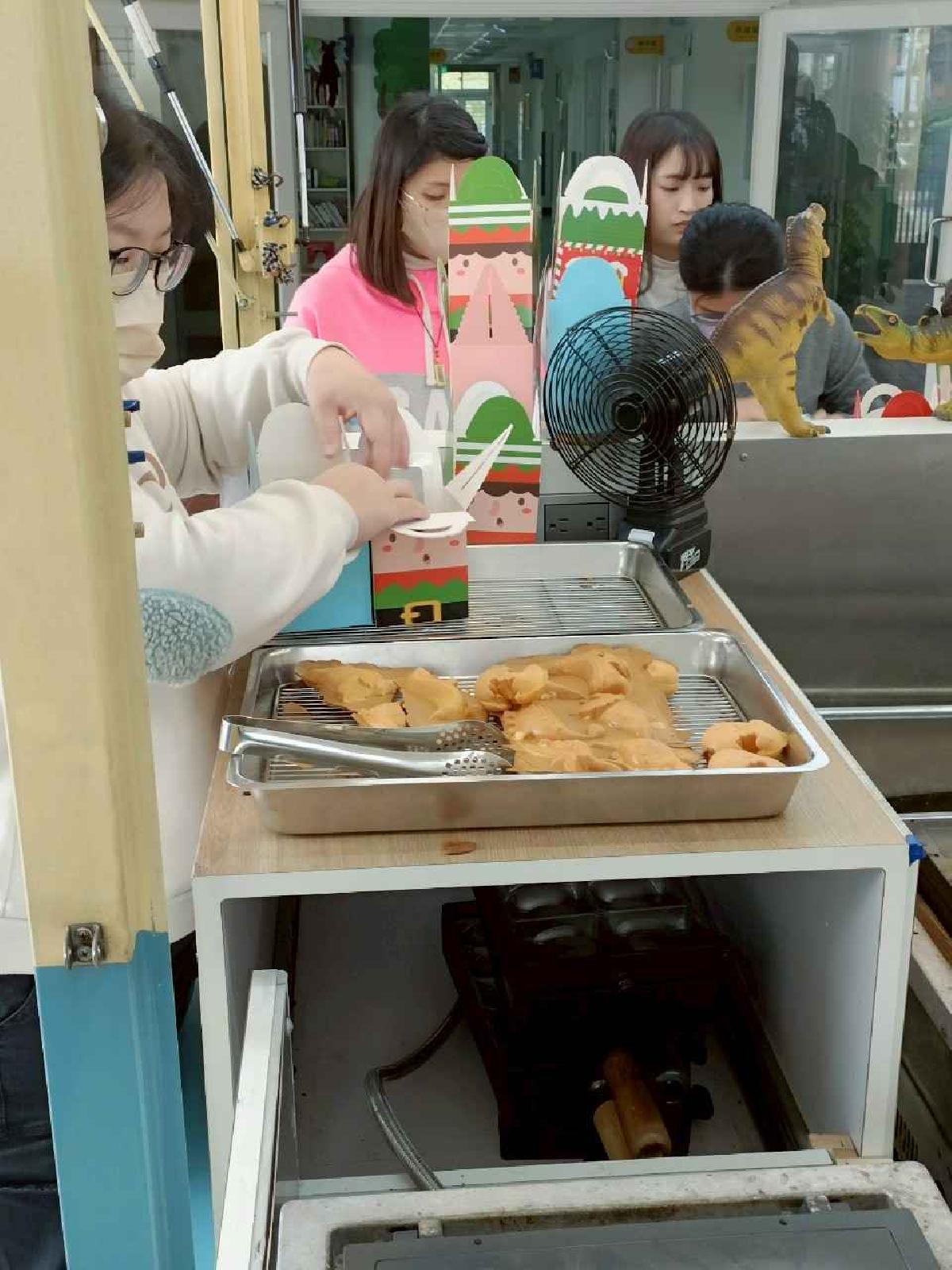 line_album_兒童節活動(婦幼隊宣導+雞蛋糕餐車)_250407_112 line_album_兒童節活動(婦幼隊宣導+雞蛋糕餐車)_250407_112
