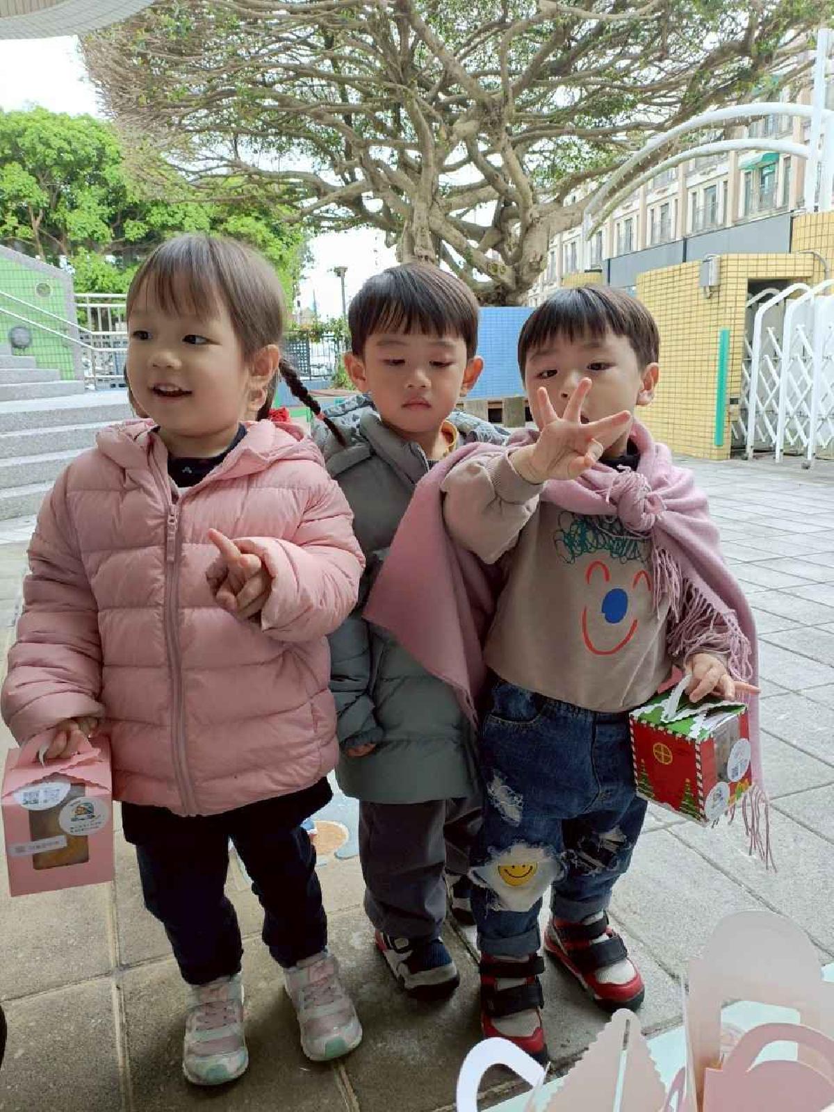 line_album_兒童節活動(婦幼隊宣導+雞蛋糕餐車)_250407_115 line_album_兒童節活動(婦幼隊宣導+雞蛋糕餐車)_250407_115