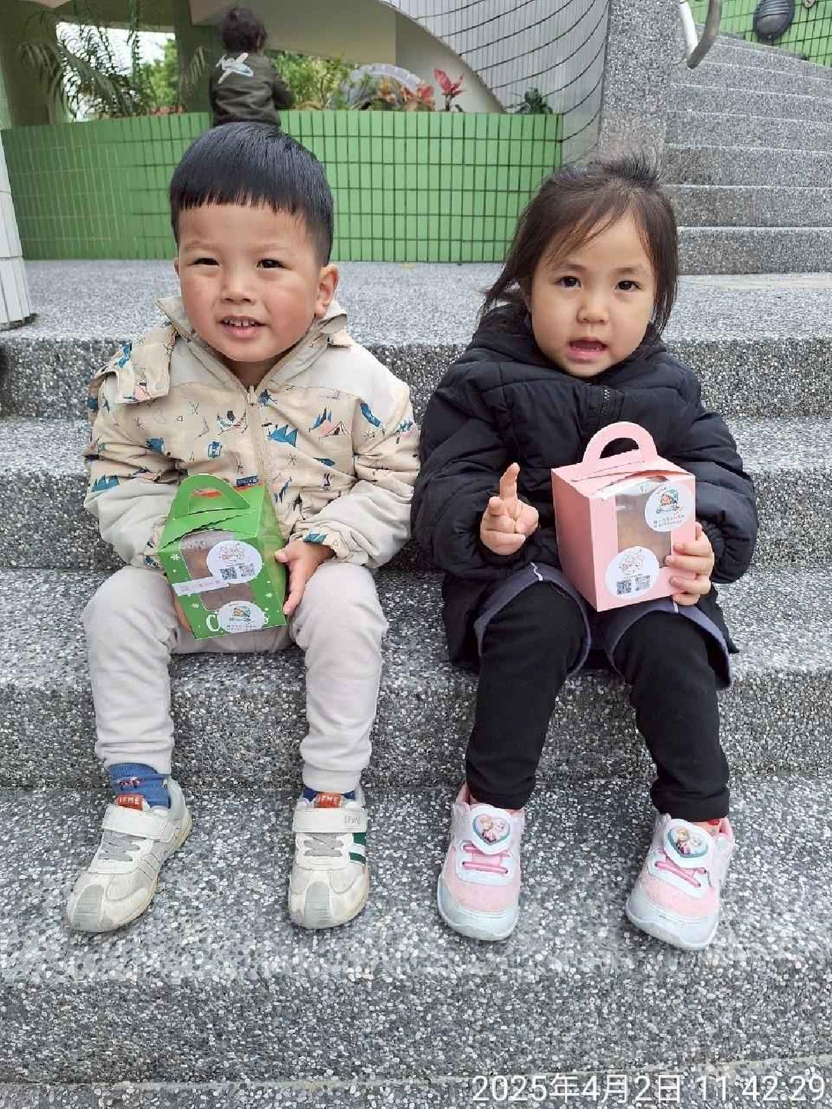 line_album_兒童節活動(婦幼隊宣導+雞蛋糕餐車)_250407_128 line_album_兒童節活動(婦幼隊宣導+雞蛋糕餐車)_250407_128