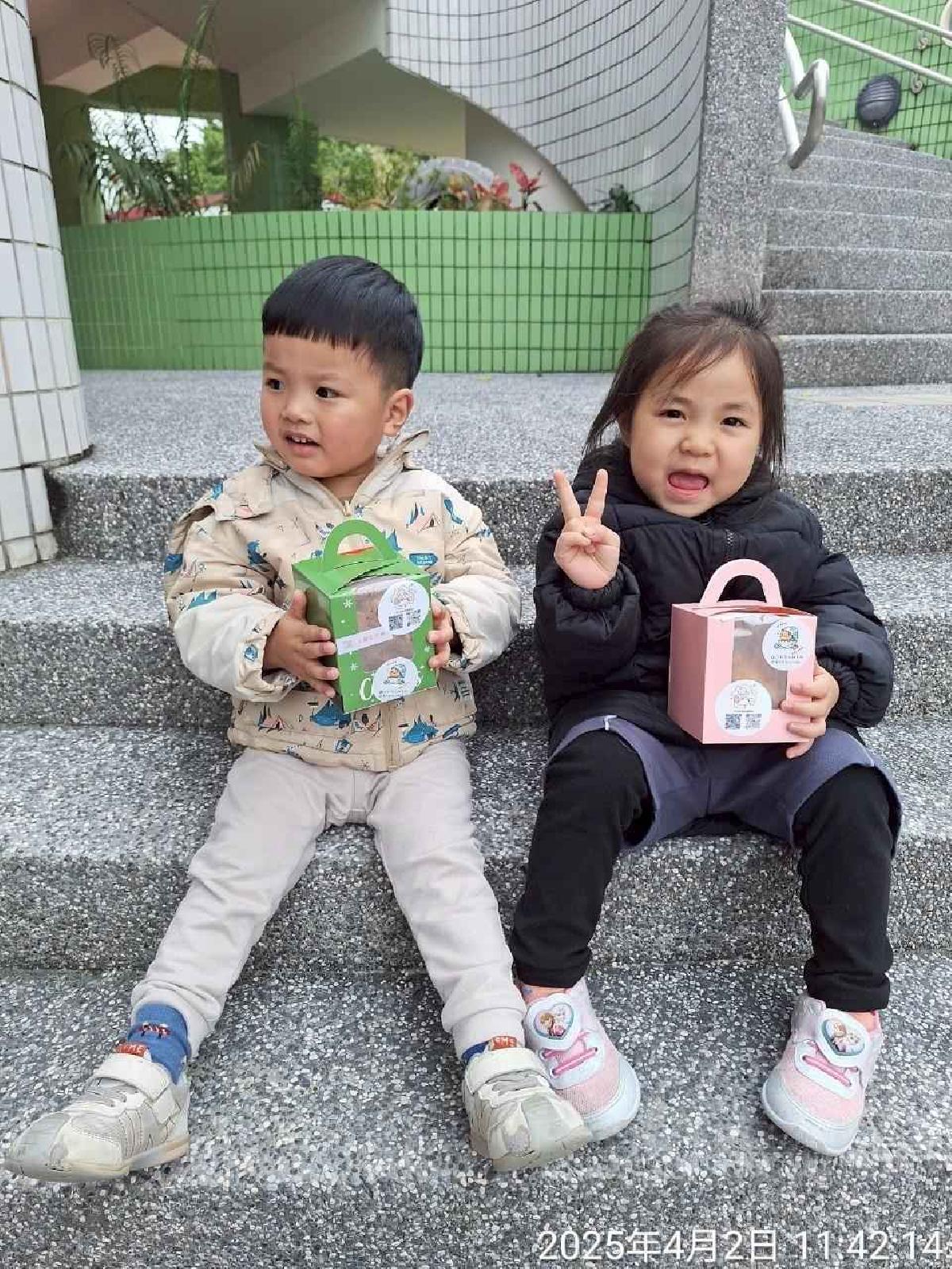 line_album_兒童節活動(婦幼隊宣導+雞蛋糕餐車)_250407_129 line_album_兒童節活動(婦幼隊宣導+雞蛋糕餐車)_250407_129