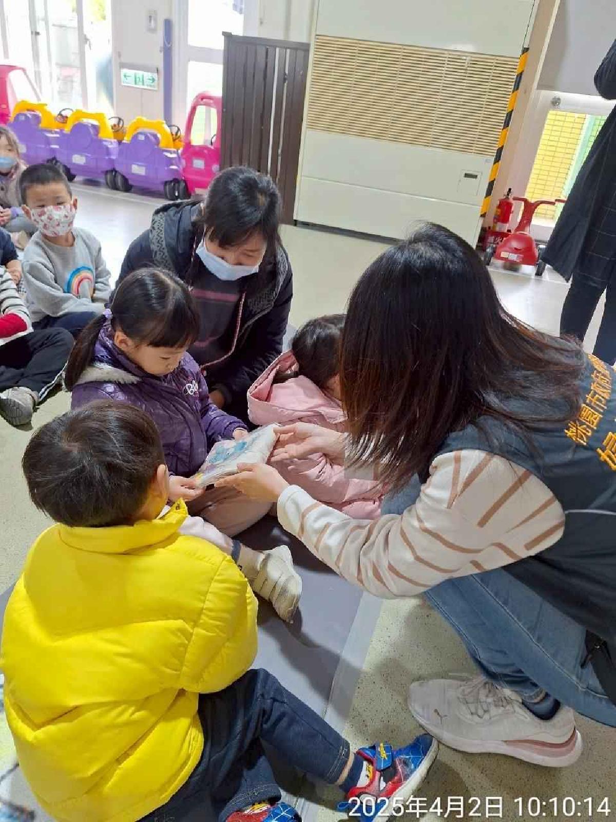 line_album_兒童節活動(婦幼隊宣導+雞蛋糕餐車)_250407_148 line_album_兒童節活動(婦幼隊宣導+雞蛋糕餐車)_250407_148