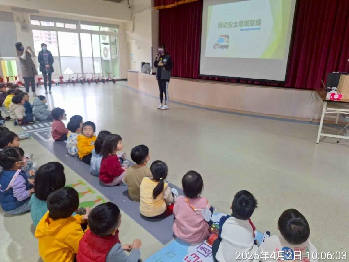 line_album_兒童節活動(婦幼隊宣導+雞蛋糕餐車)_250407_154 line_album_兒童節活動(婦幼隊宣導+雞蛋糕餐車)_250407_154