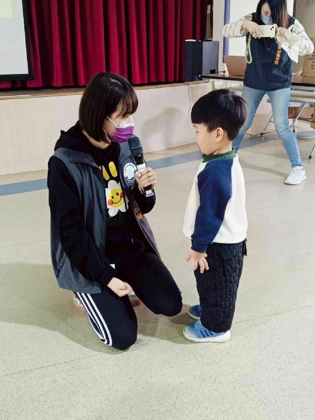 line_album_兒童節活動(婦幼隊宣導+雞蛋糕餐車)_250407_159 line_album_兒童節活動(婦幼隊宣導+雞蛋糕餐車)_250407_159