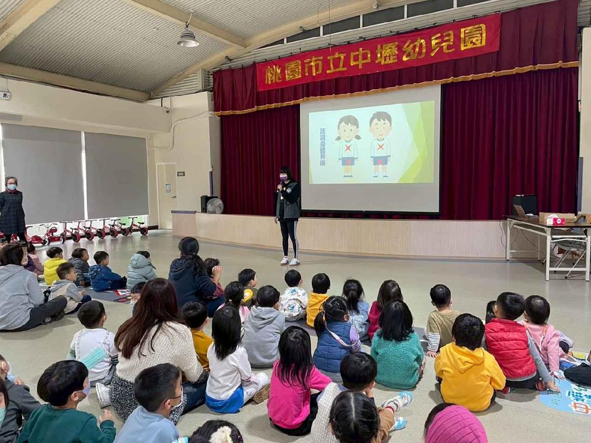 line_album_兒童節活動(婦幼隊宣導+雞蛋糕餐車)_250407_175 line_album_兒童節活動(婦幼隊宣導+雞蛋糕餐車)_250407_175