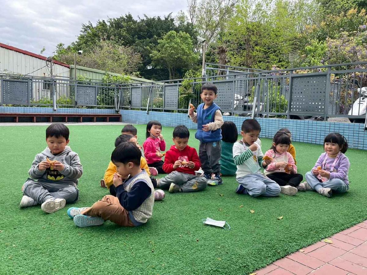 line_album_兒童節活動(婦幼隊宣導+雞蛋糕餐車)_250407_183 line_album_兒童節活動(婦幼隊宣導+雞蛋糕餐車)_250407_183