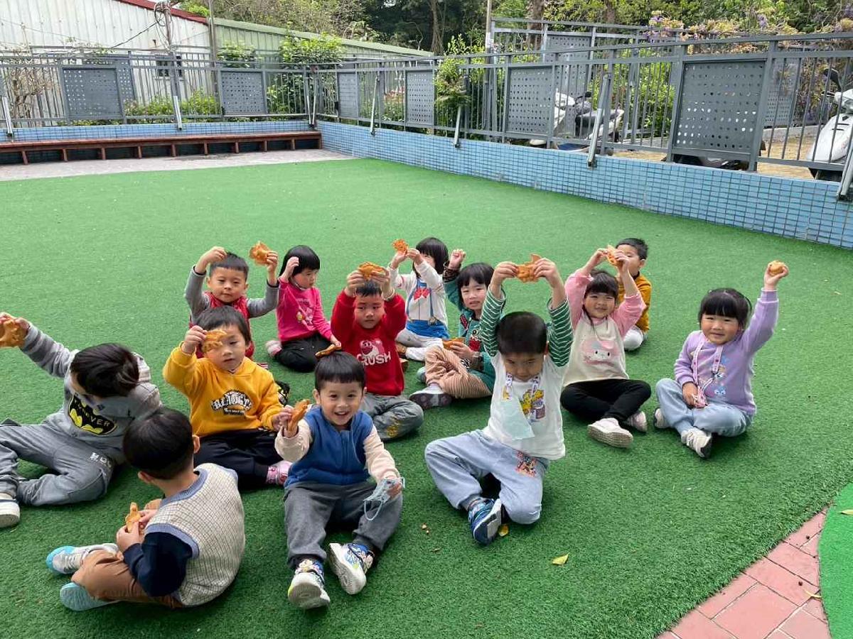 line_album_兒童節活動(婦幼隊宣導+雞蛋糕餐車)_250407_187 line_album_兒童節活動(婦幼隊宣導+雞蛋糕餐車)_250407_187