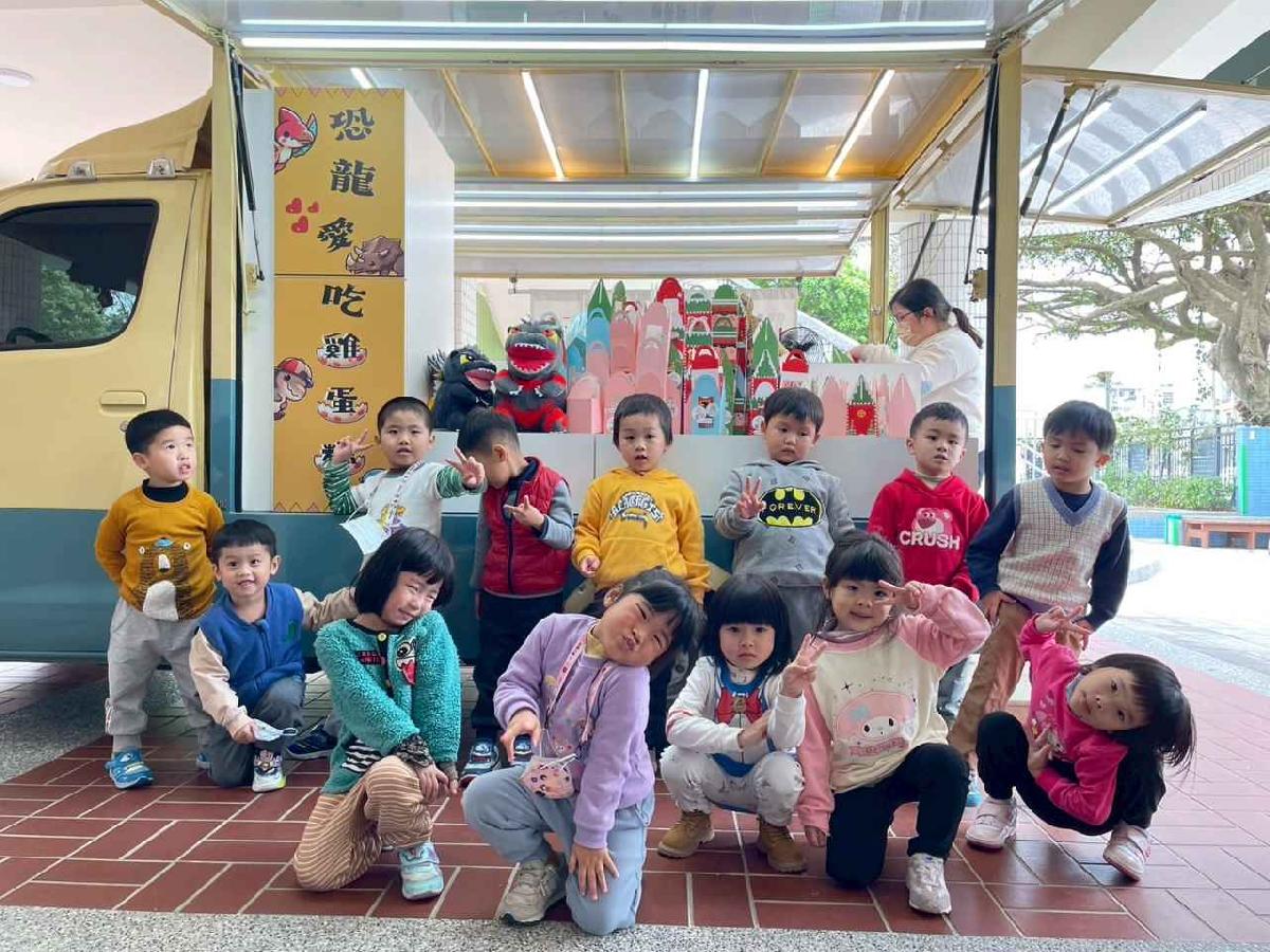 line_album_兒童節活動(婦幼隊宣導+雞蛋糕餐車)_250407_188 line_album_兒童節活動(婦幼隊宣導+雞蛋糕餐車)_250407_188