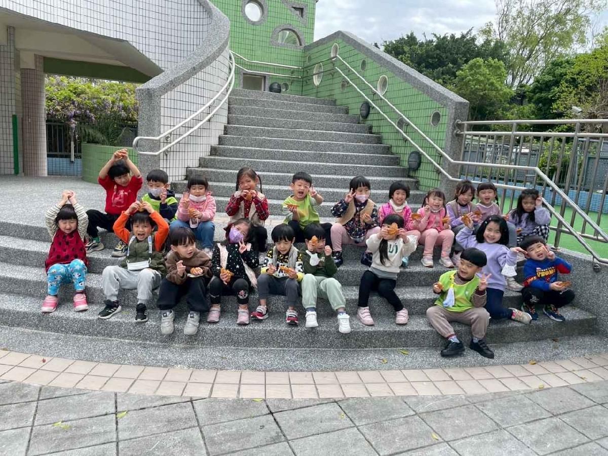 line_album_兒童節活動(婦幼隊宣導+雞蛋糕餐車)_250407_65 line_album_兒童節活動(婦幼隊宣導+雞蛋糕餐車)_250407_65
