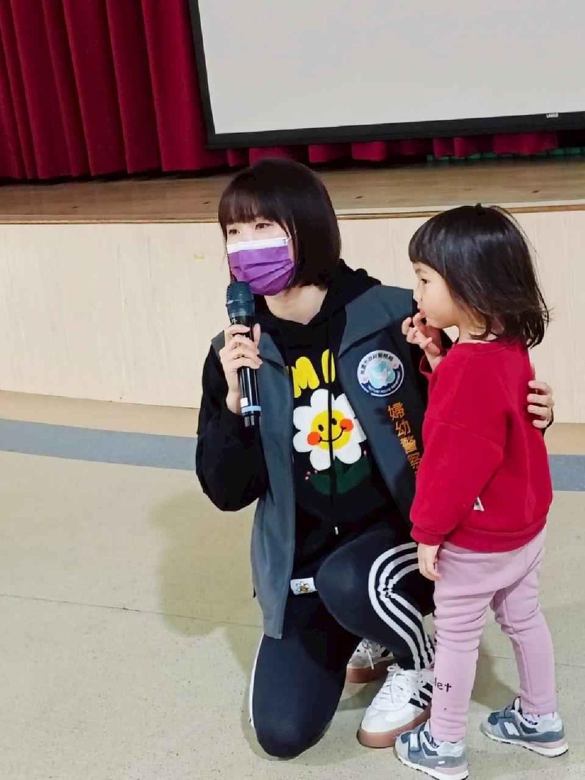 line_album_兒童節活動(婦幼隊宣導+雞蛋糕餐車)_250407_162 line_album_兒童節活動(婦幼隊宣導+雞蛋糕餐車)_250407_162